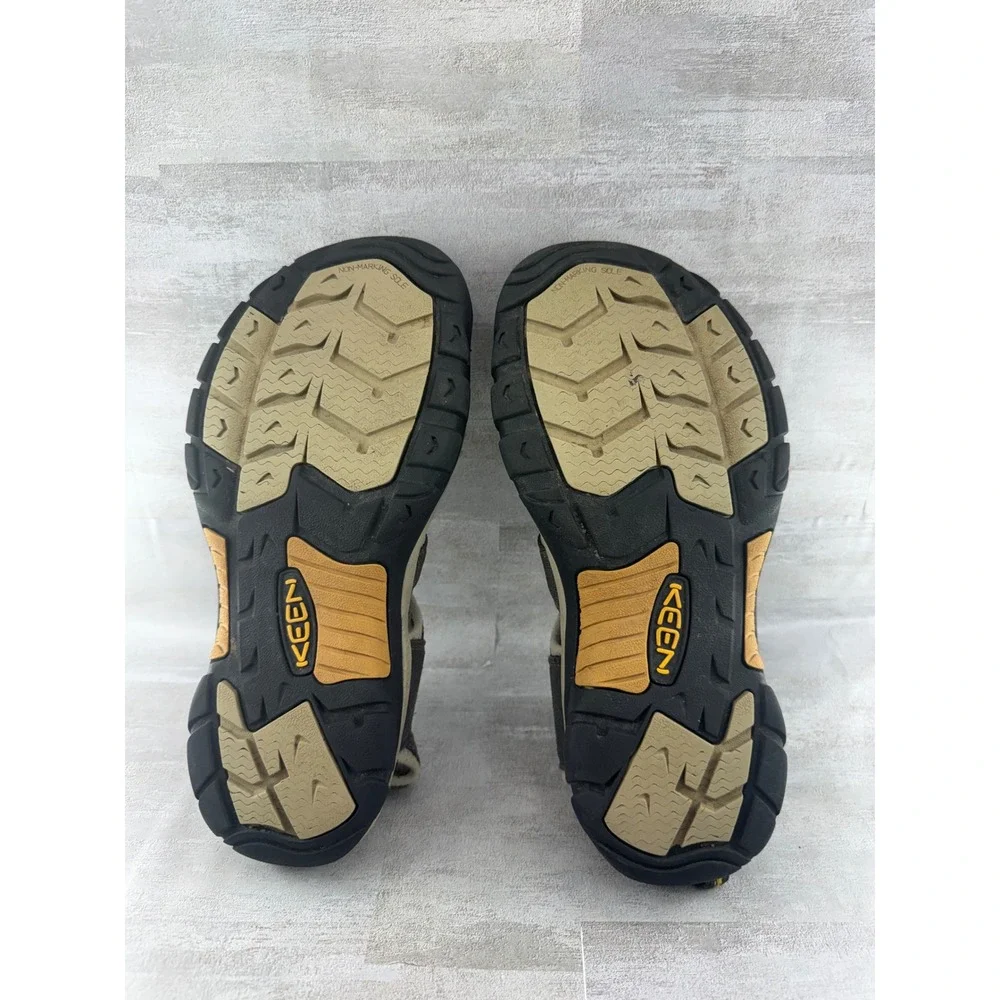 KEEN Newport H2 Men Gray Yellow Waterproof Hiking Sport Sandals 1008399 Size 9.5
